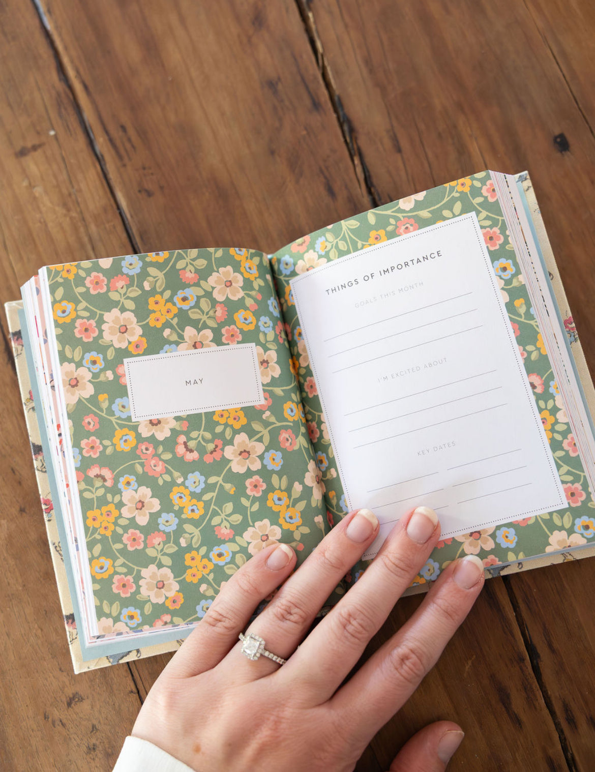 Small Clifton Rose Diary