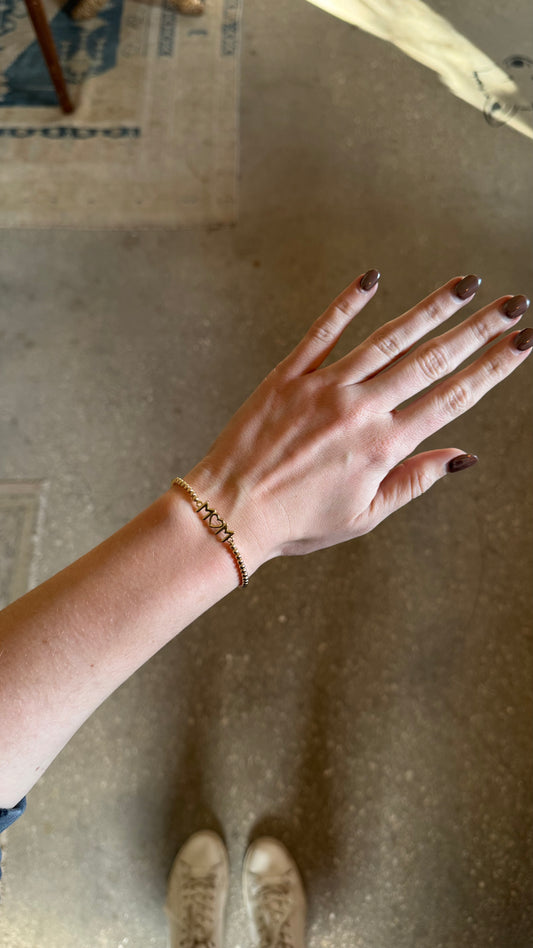 Mom Classic Charm Bracelet w/ Clasp