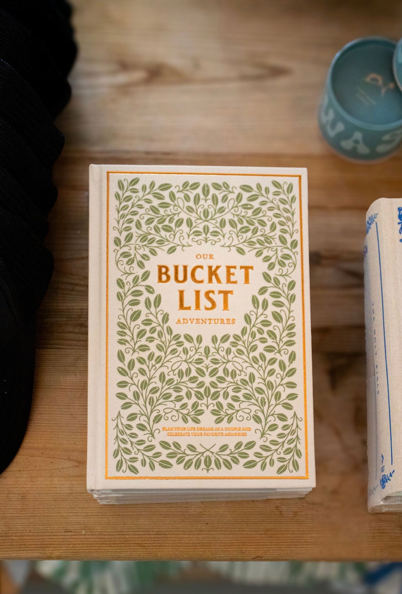 Our Bucket List Adventures: A Guided Journal for Couples