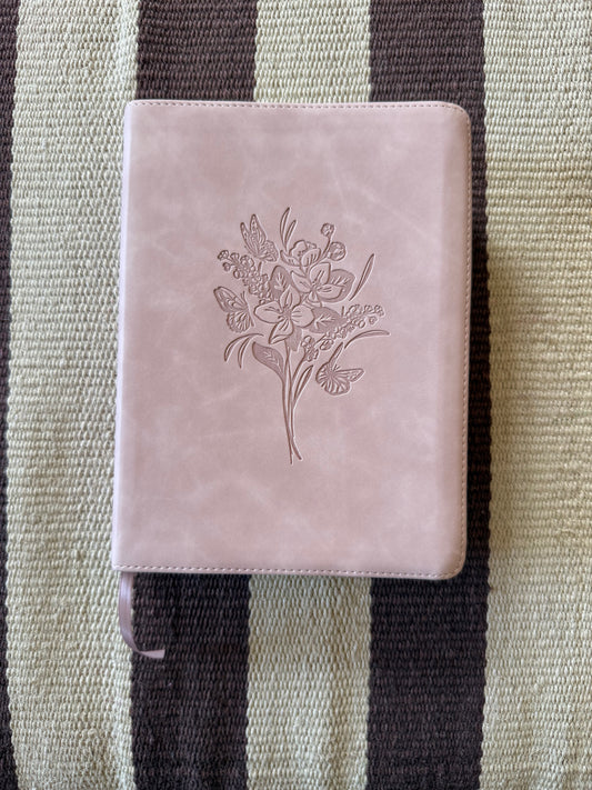ESV Journaling Bible, Shiloh Theme