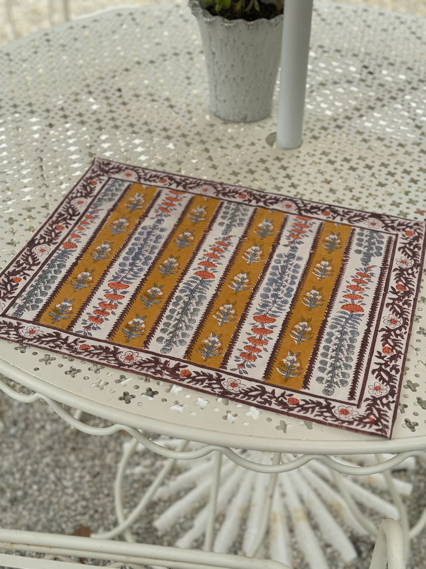 Tigerlily Linen Placemats