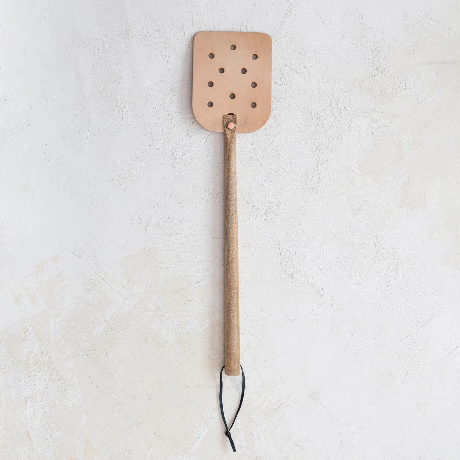 Leather Fly Swatter w/ Mango Wood Handle & Tie – The Fox Mercantile